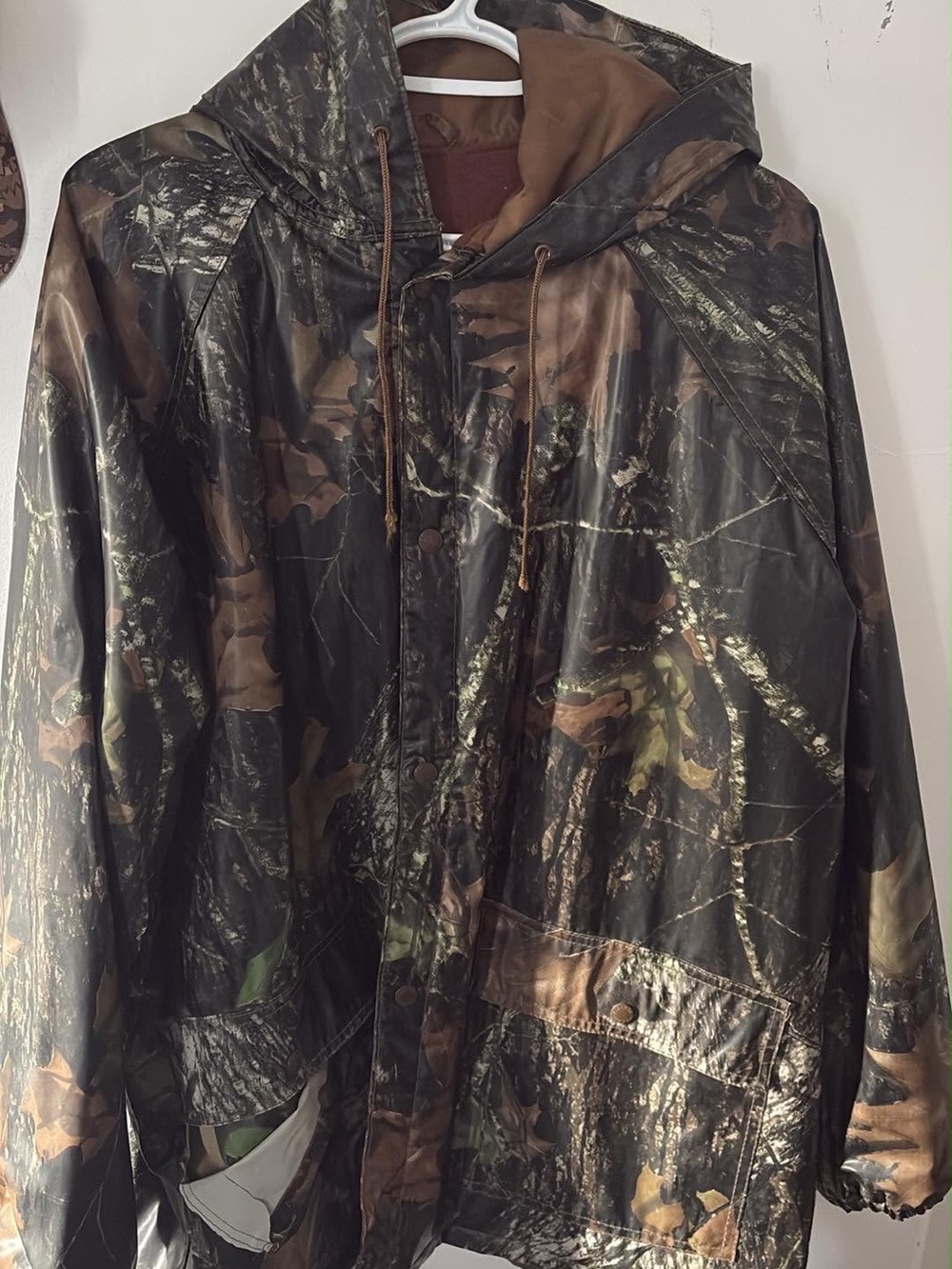 Men's Camouflage Hooded Raincoat - Brown/Green Camo